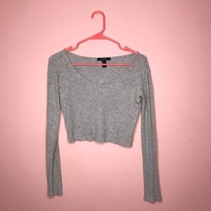 CROPPED LONG LEAVE FOVER 21 CROP TOP